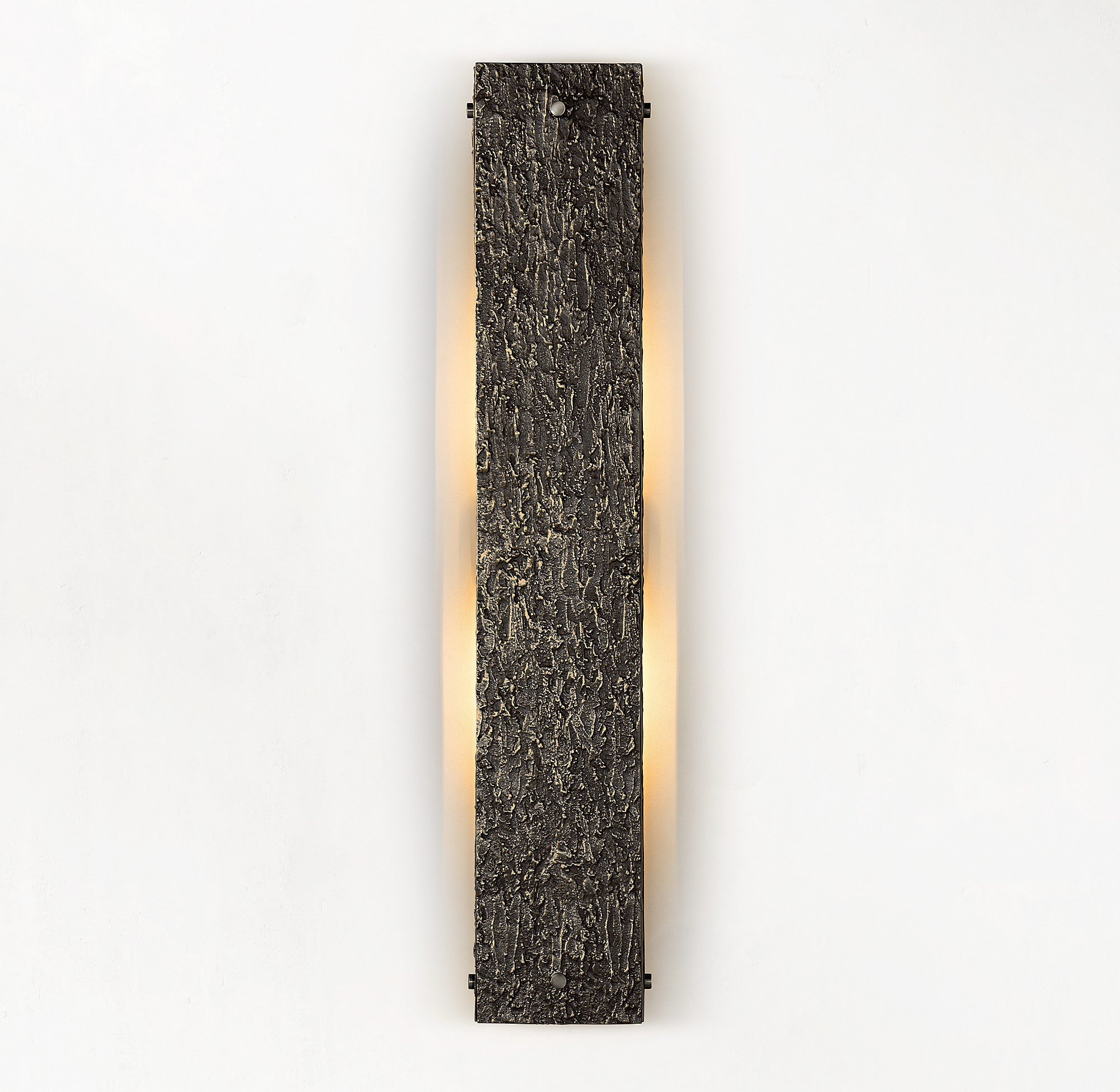 Vouvray Grand Sconce Wall Lamp | OSLANI